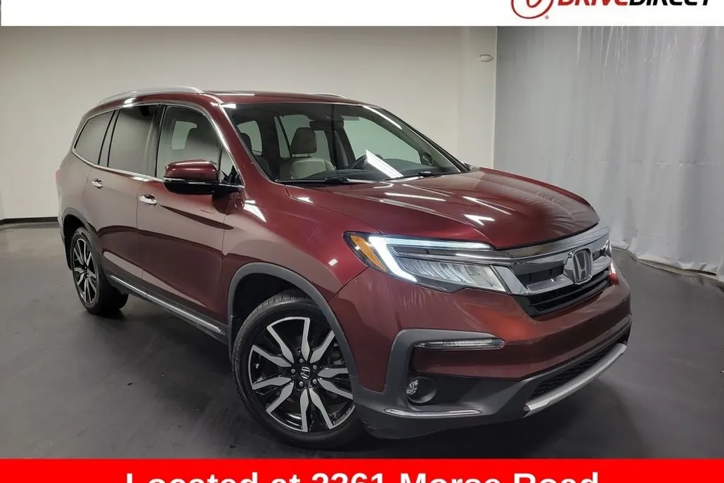 2020 Honda Pilot Touring photo 1