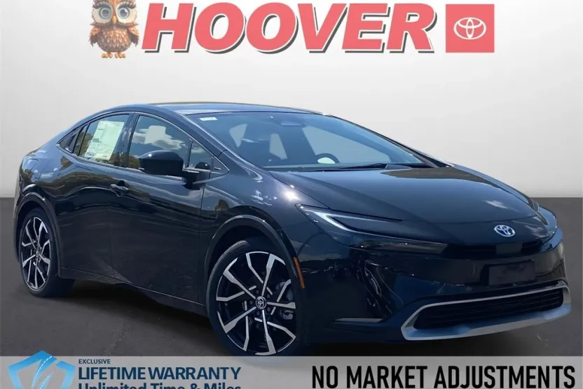 2026 Toyota Prius Plug-in Hybrid XSE photo 1