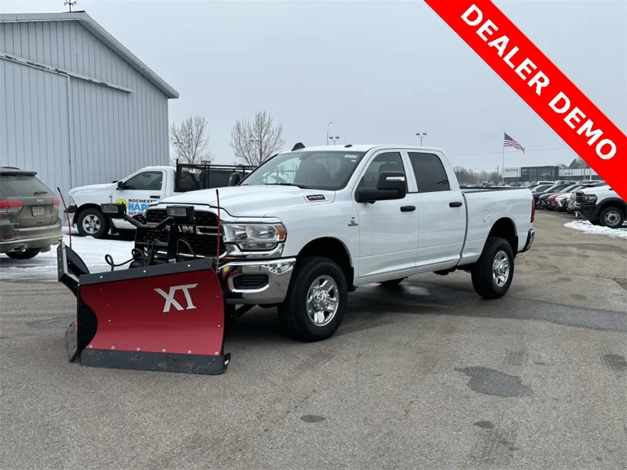 2024 Ram 2500 Tradesman photo 1
