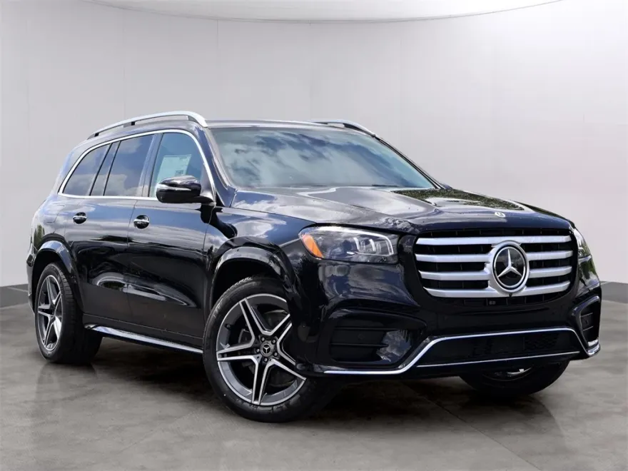 2025 Mercedes Benz GLS 450 4MATIC photo 1