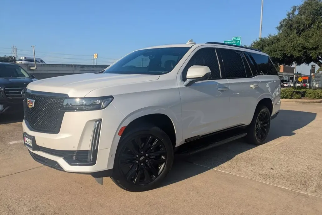 2021 Cadillac Escalade Sport Platinum photo 1