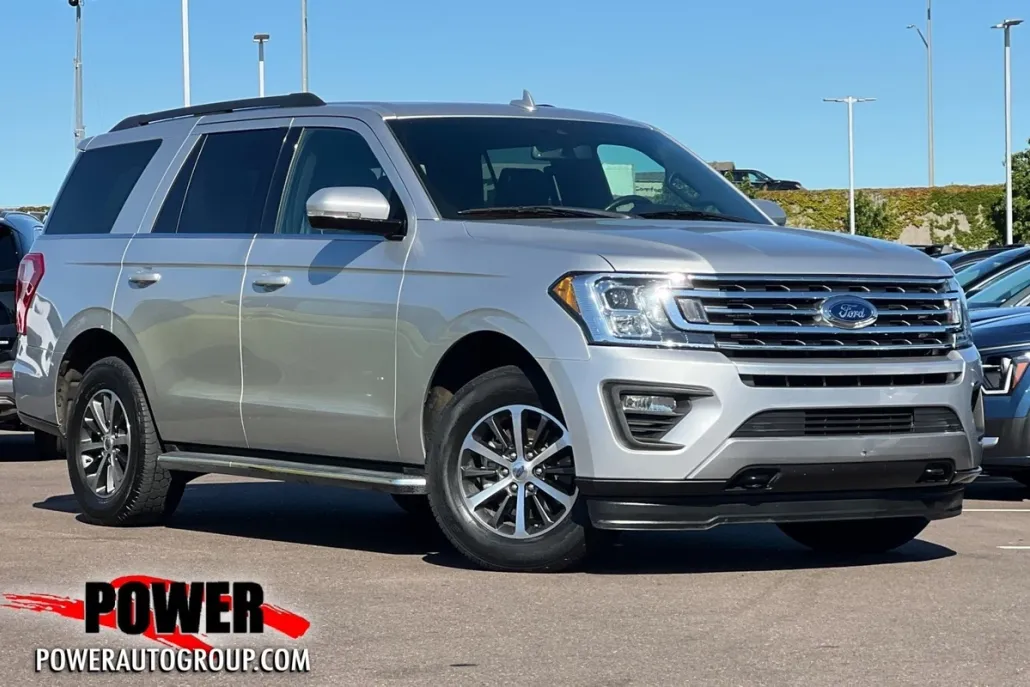 2019 Ford Expedition XLT photo 1