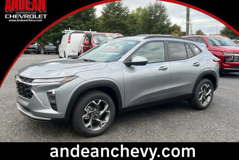 2026 Chevrolet Trax LT photo 1