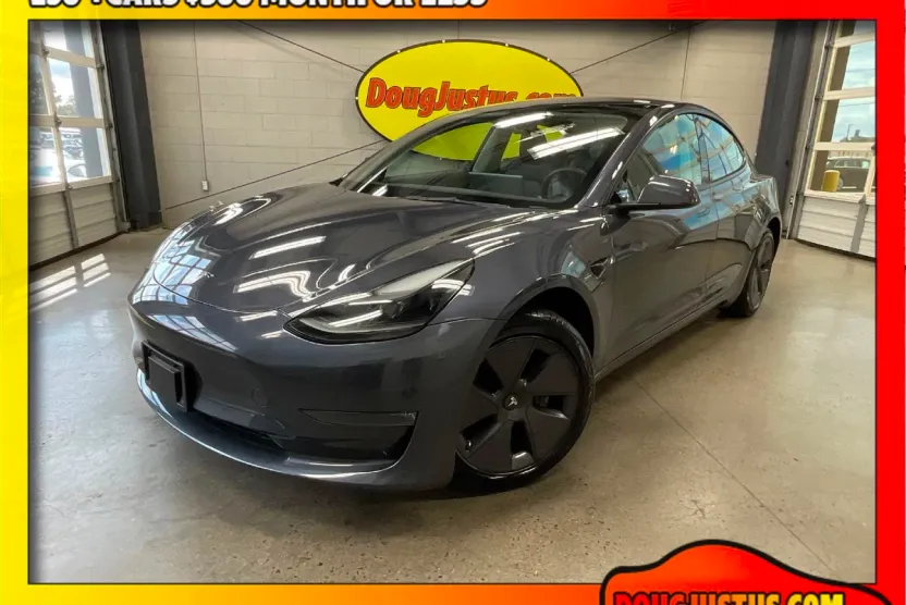 2023 Tesla Model 3 Long Range photo 1