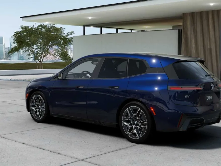 2026 Bmw iX photo 1