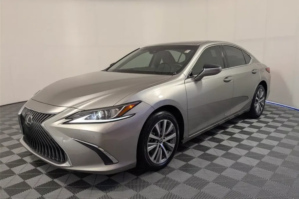 2021 Lexus ES 250 photo 1