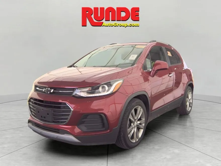 2020 Chevrolet Trax LT photo 1