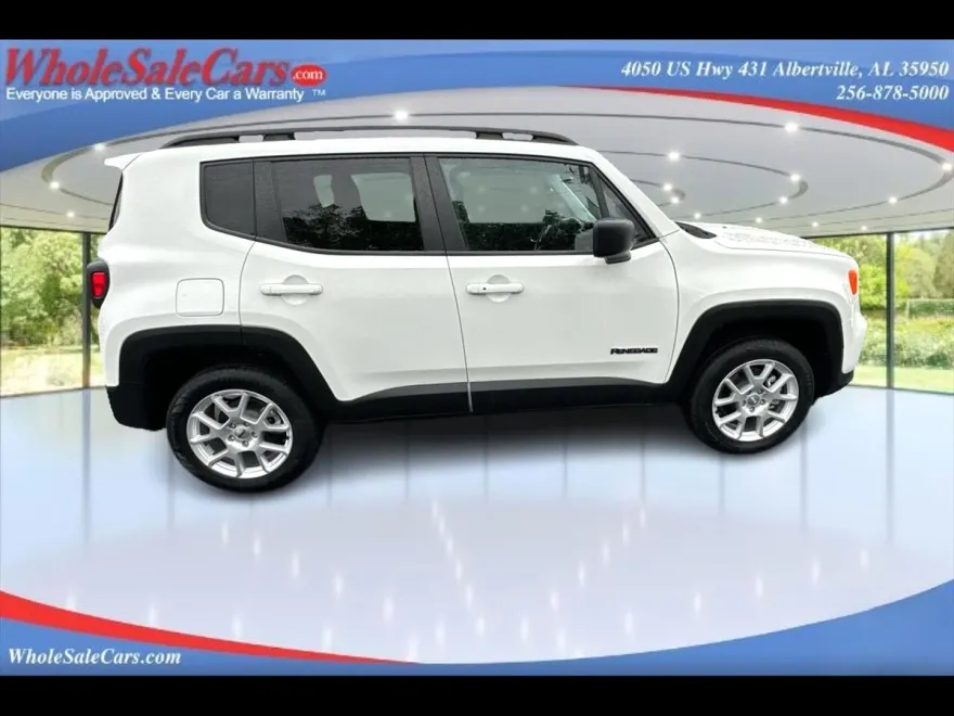 2022 Jeep Renegade Latitude photo 1