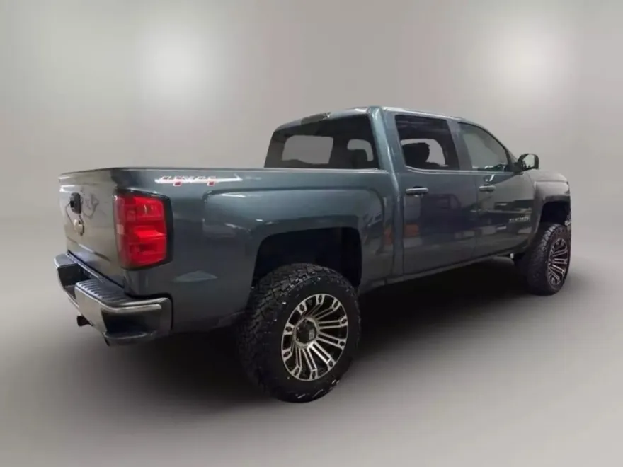 2014 Chevrolet Silverado 1500 LT photo 1
