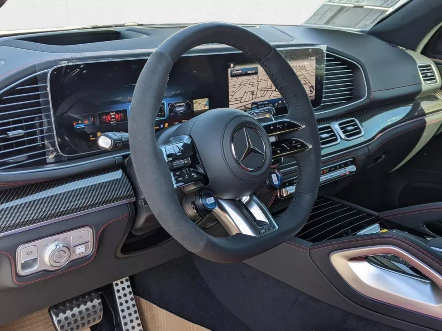 2025 Mercedes Benz GLE AMG 63 4MATIC photo 1