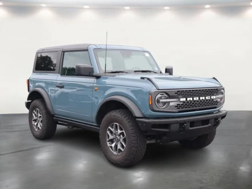 2022 Ford Bronco Badlands photo 1