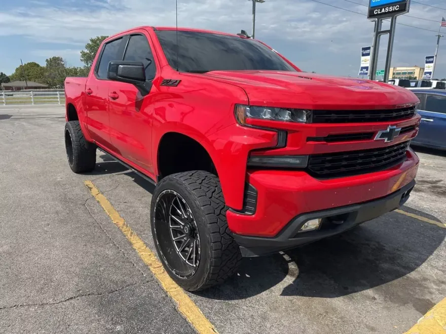 2022 Chevrolet Silverado 1500 RST photo 1
