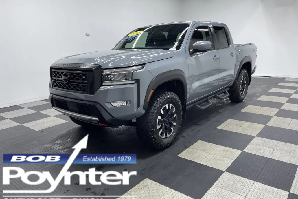 2023 Nissan Frontier PRO-4X photo 1