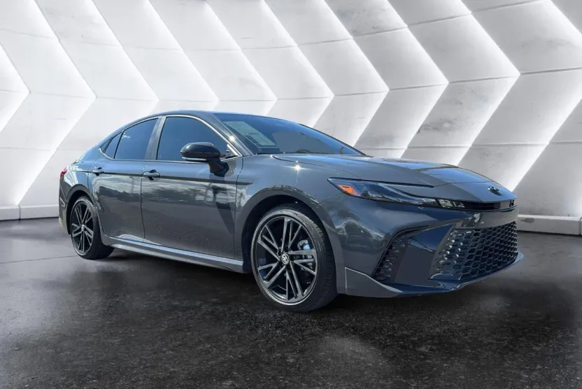 2025 Toyota Camry XSE photo 1