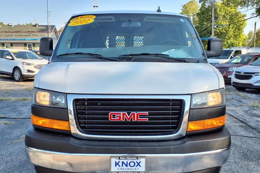 2022 Gmc Savana Cargo 2500 photo 1