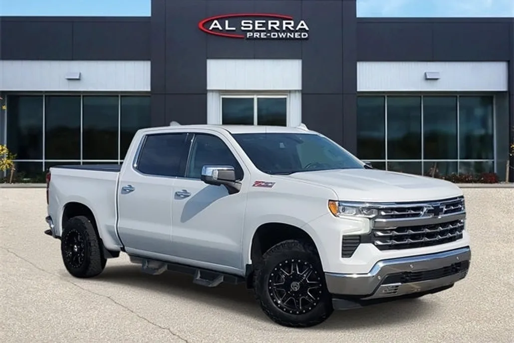 2023 Chevrolet Silverado 1500 LTZ photo 1