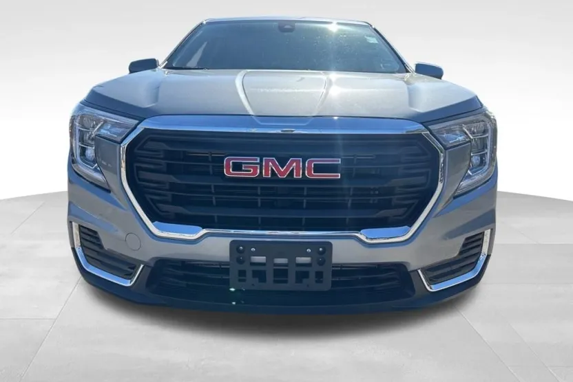 2024 Gmc Terrain SLE photo 1