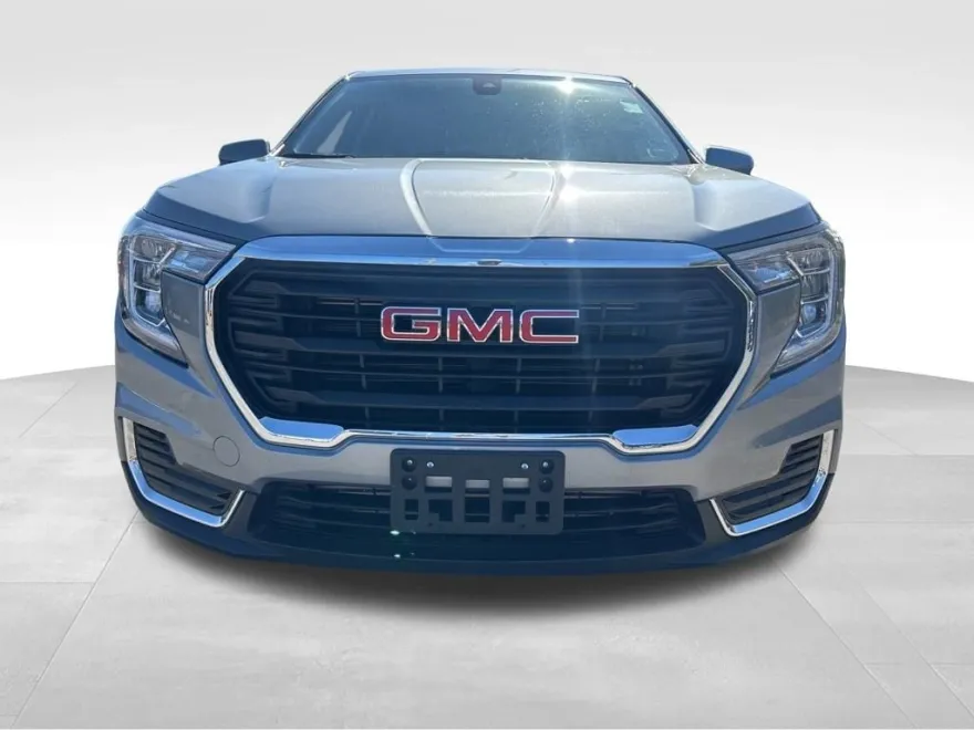 2024 Gmc Terrain SLE photo 1