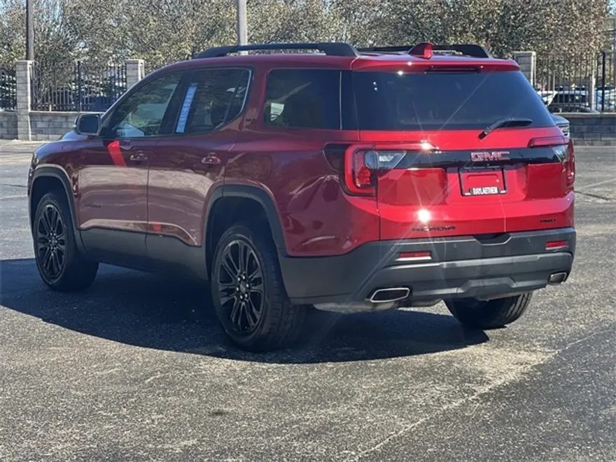 2022 Gmc Acadia SLT photo 1