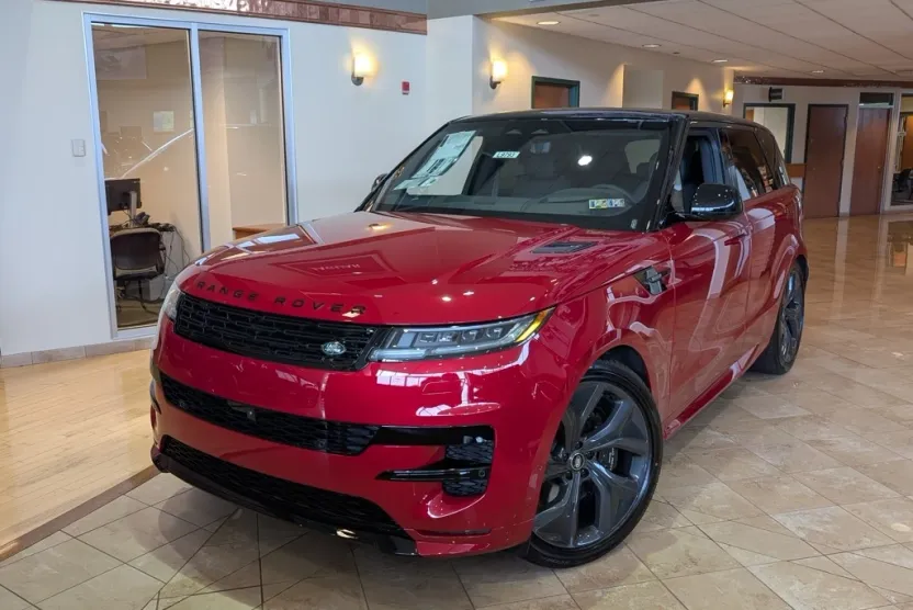 2025 Land Rover Range Rover Sport SE photo 1