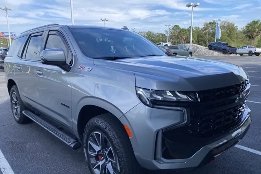 2023 Chevrolet Tahoe Z71 photo 1