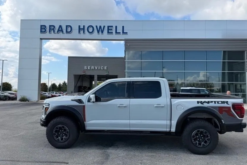2024 Ford F-150 Raptor photo 1