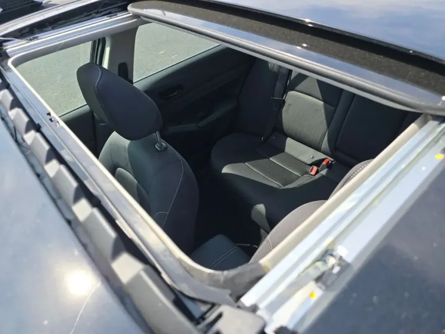 2025 Nissan Altima 2.5 SV photo 1