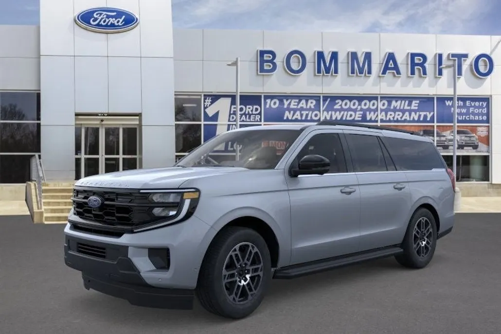 2025 Ford Expedition MAX photo 1