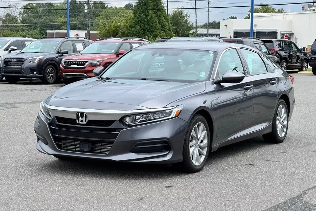 2020 Honda Accord LX photo 1