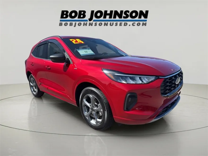 2024 Ford Escape ST-Line photo 1