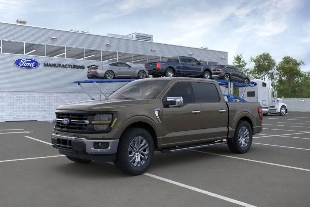 2025 Ford F-150 XLT photo 1