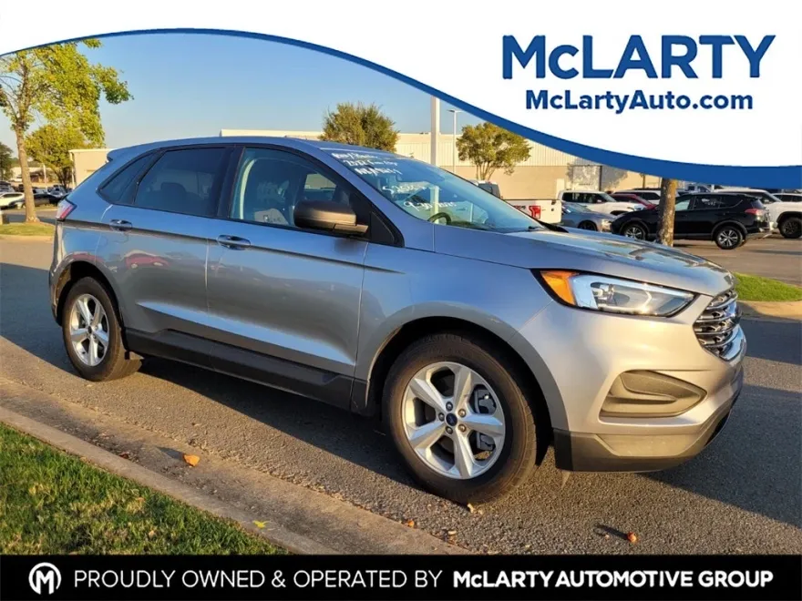 2022 Ford Edge SE photo 1