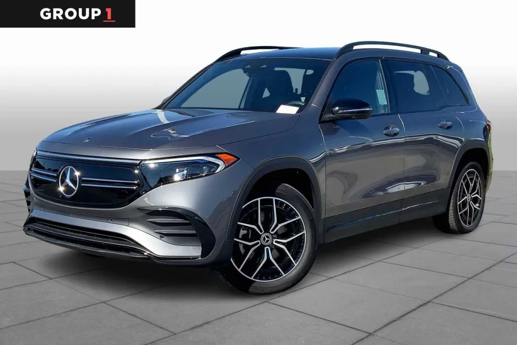 2023 Mercedes Benz EQB 350 4MATIC photo 1