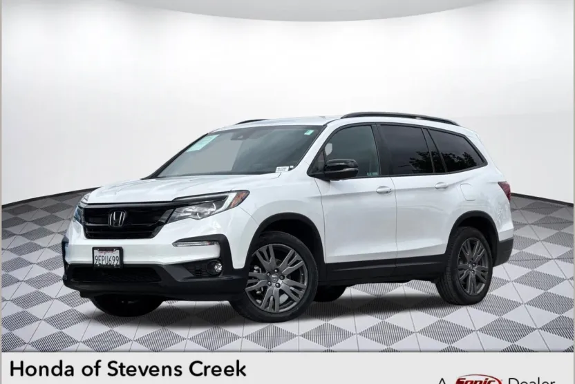 2022 Honda Pilot Sport photo 1