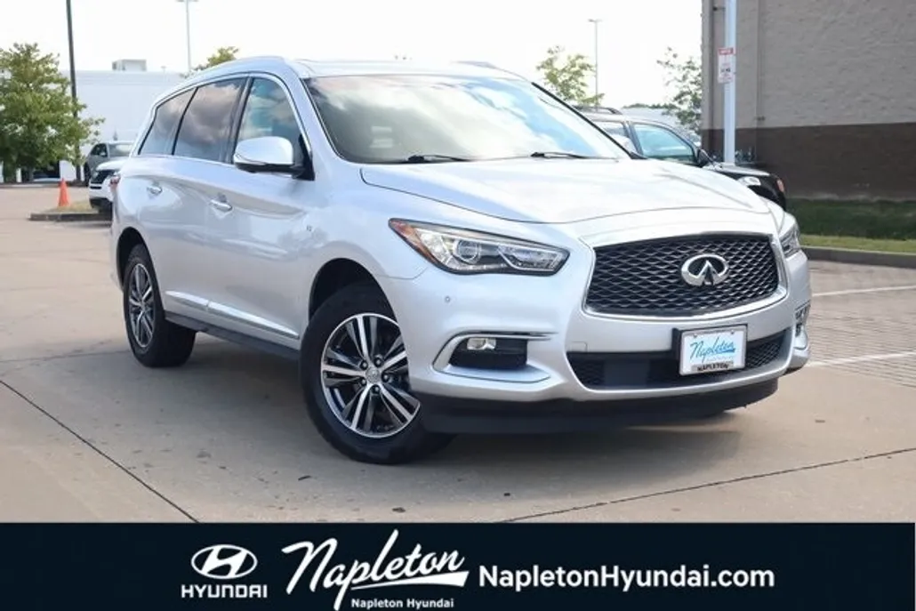 2016 Infiniti QX60 3.5 photo 1