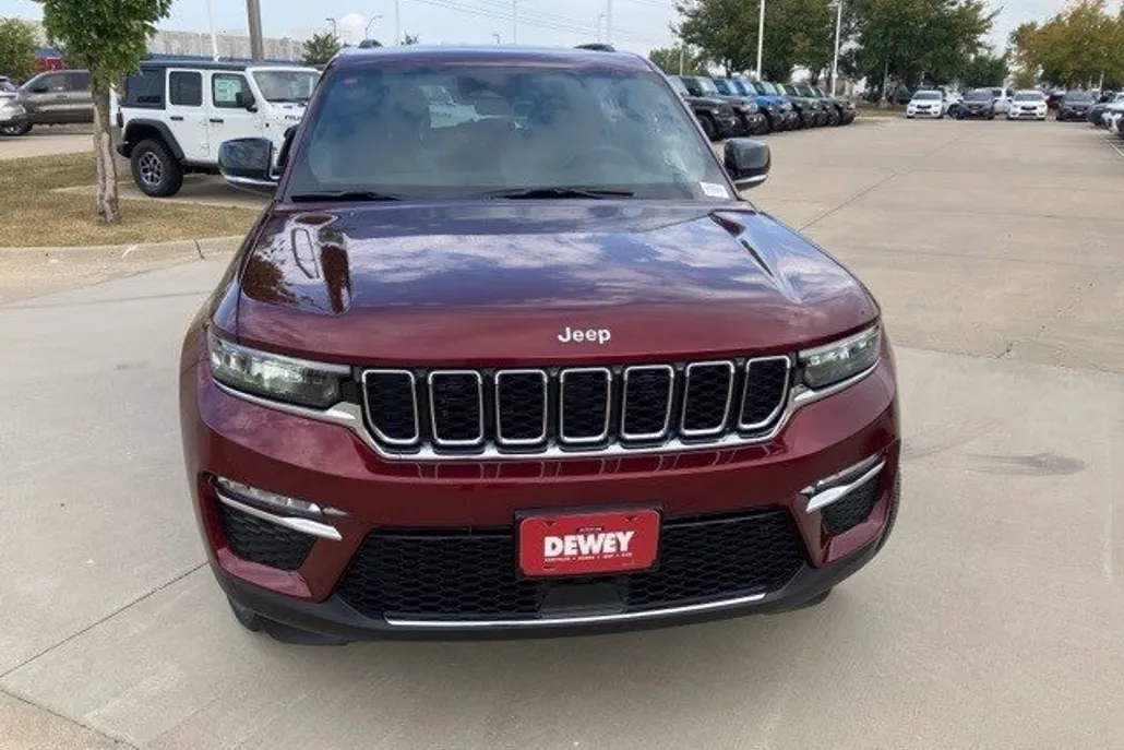 2025 Jeep Grand Cherokee Limited photo 1