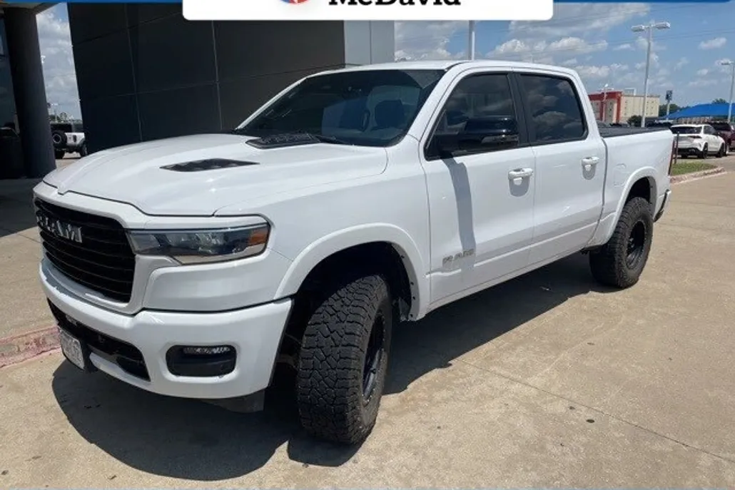 2025 Ram 1500 Laramie photo 1