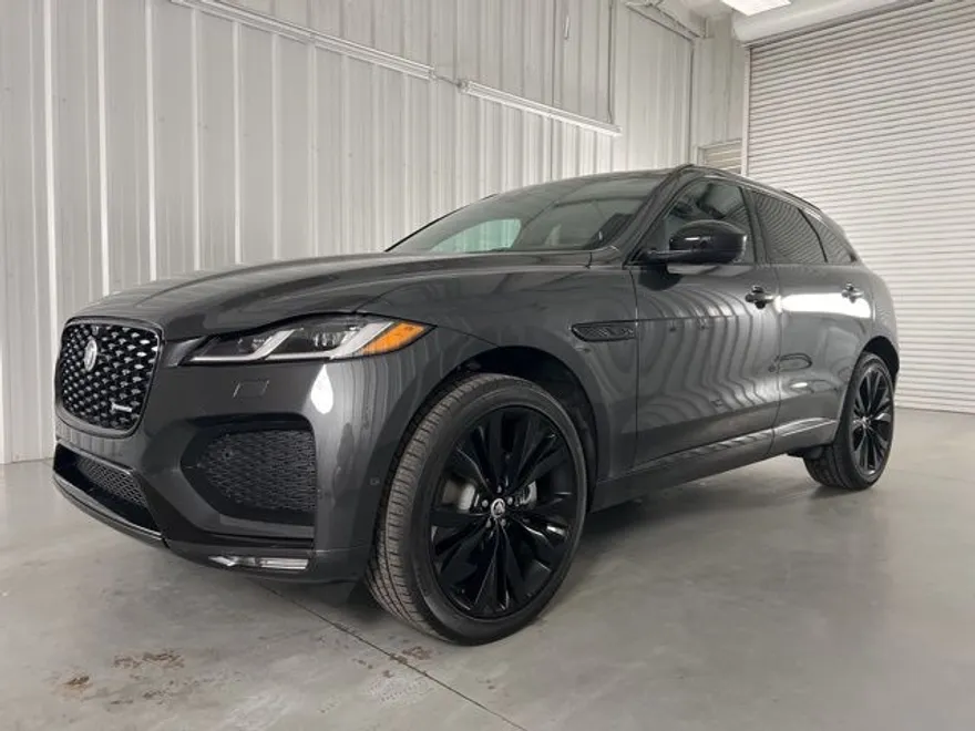 2025 Jaguar F-PACE P250 R-Dynamic S photo 1