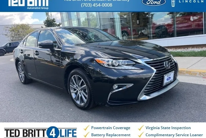 2016 Lexus ES 300h Luxury photo 1