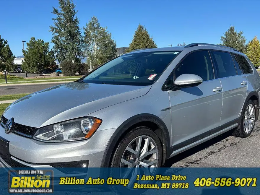 2017 Volkswagen Golf Alltrack TSI photo 1