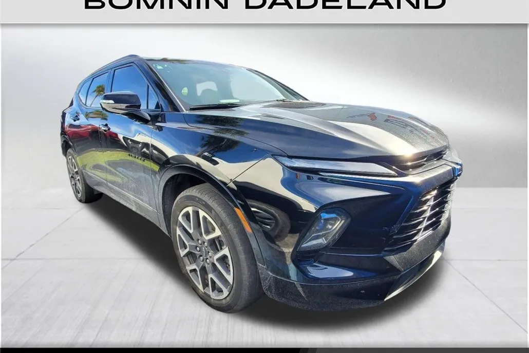 2023 Chevrolet Blazer RS photo 1