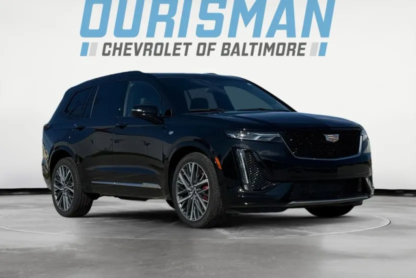 2023 Cadillac XT6 Sport photo 1