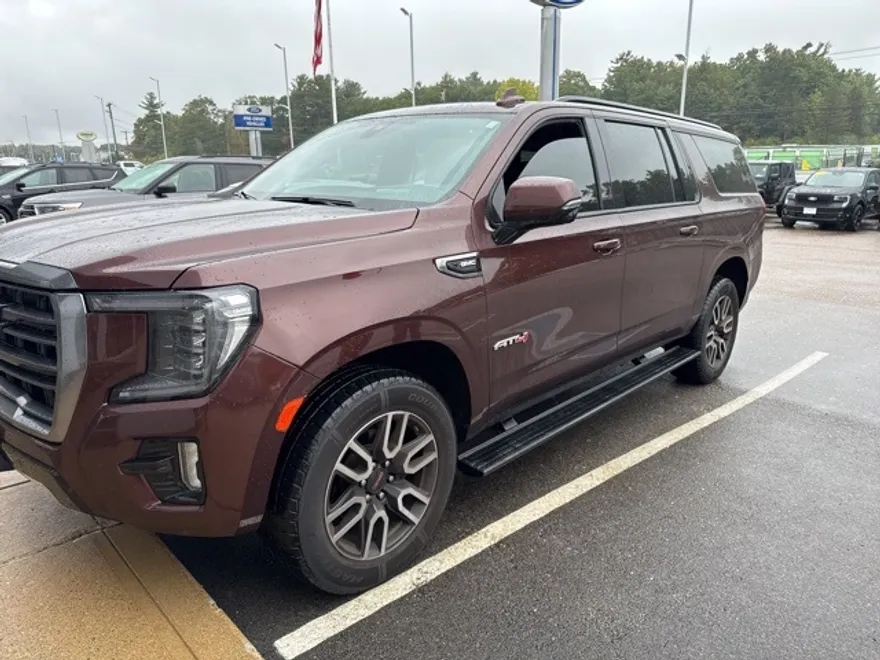 2022 Gmc Yukon XL AT4 photo 1