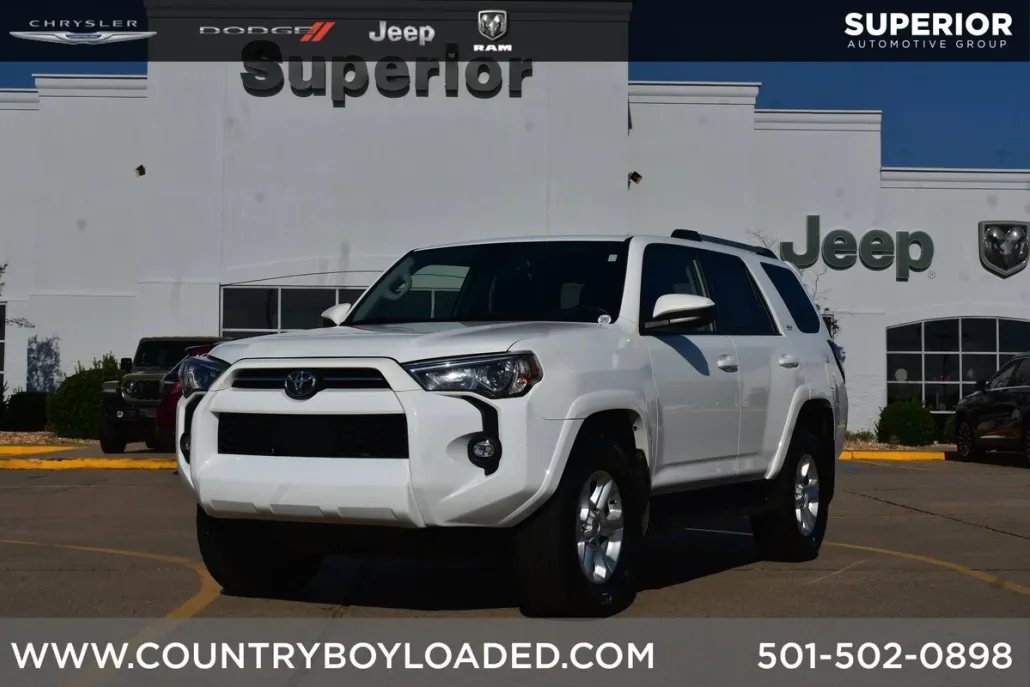 2024 Toyota 4Runner SR5 photo 1