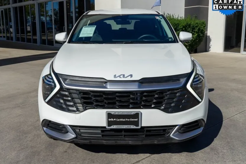 2025 Kia Sportage Hybrid LX photo 1