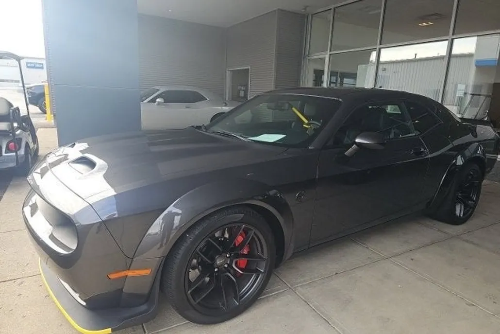 2023 Dodge Challenger SRT8 Hellcat Widebody photo 1