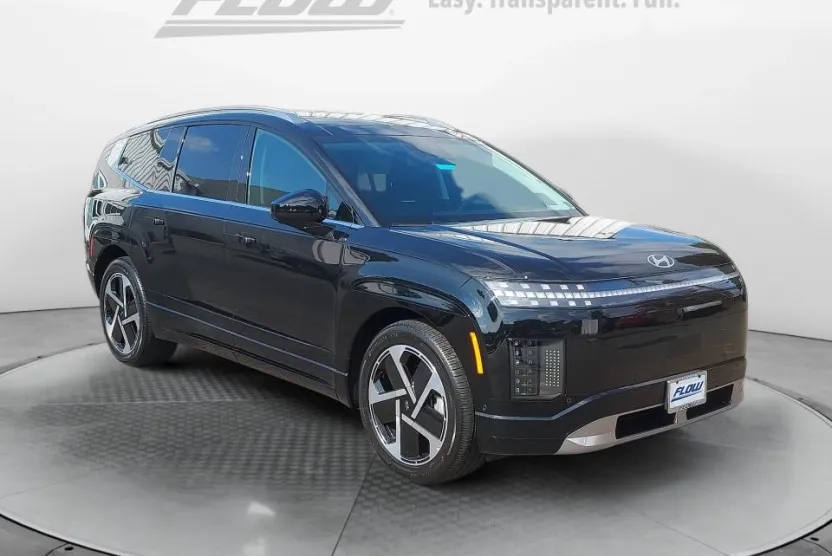 2026 Hyundai Ioniq Limited photo 1