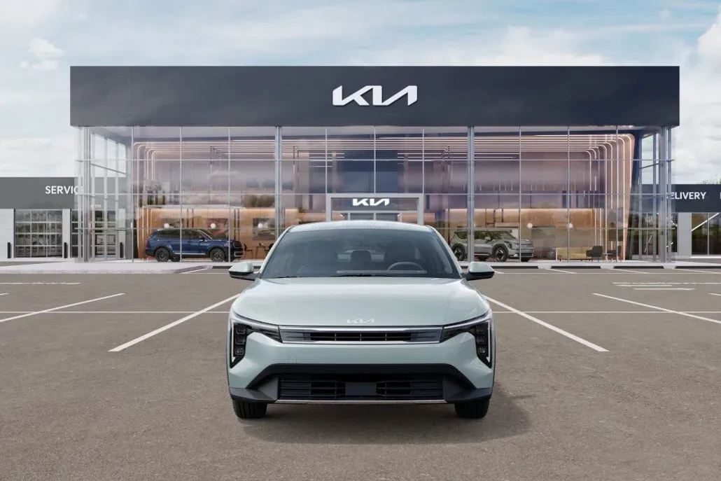 2025 Kia K4 EX photo 1