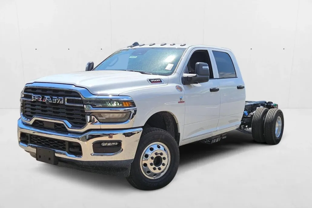2025 Ram 3500 Tradesman photo 1