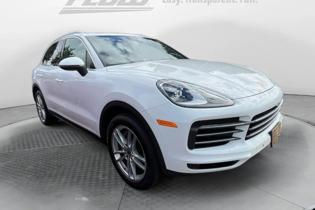 2021 Porsche Cayenne photo 1
